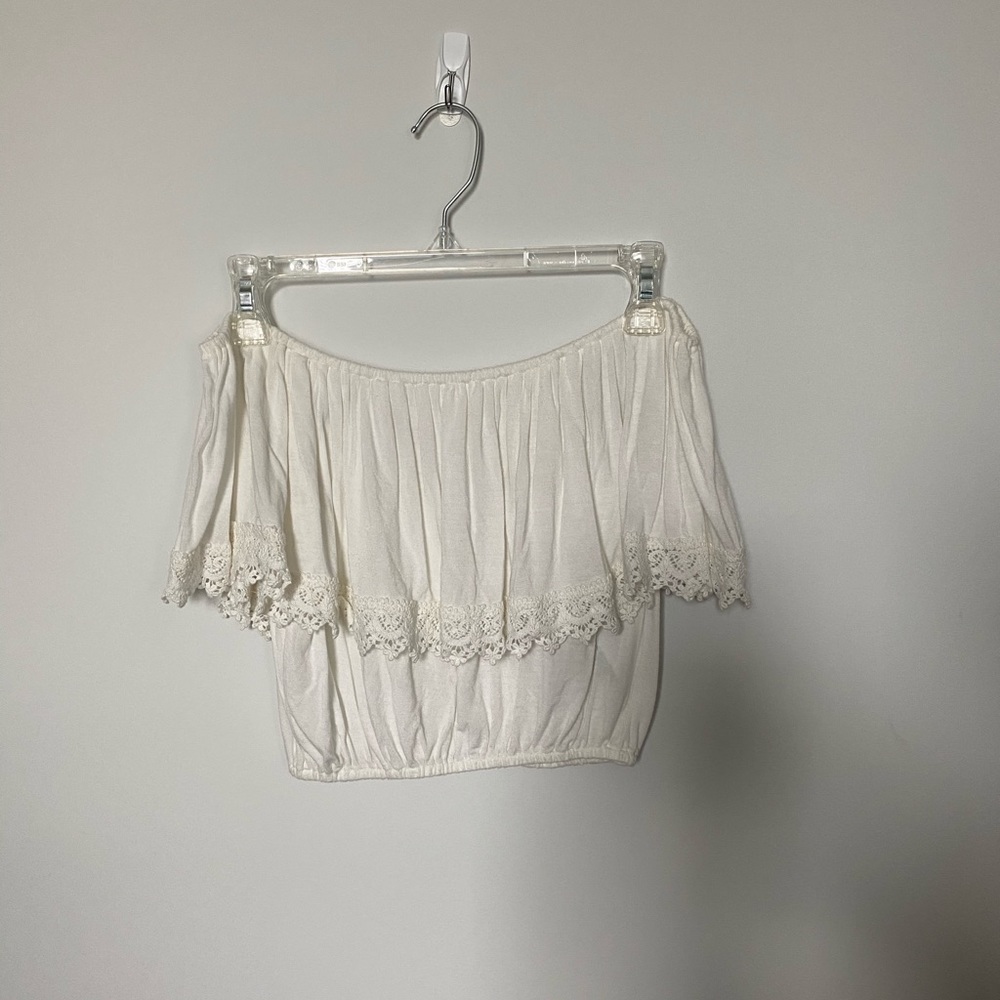 BOHO LACE OFF THE SHOULDER TOP